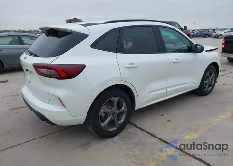 2024 Ford Escape St-Line z USA, uszkodzony, nr VIN 1FMCU0MN8RUB48339